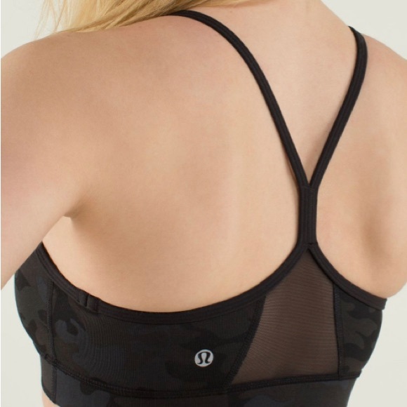Lululemon flow y bra 6 EUC - Picture 4 of 8